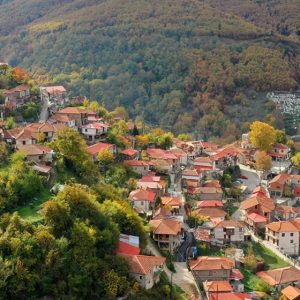 Από την Αθήνα, στο χωριό: Δημιουργείται πλατφόρμα «οδηγός» για όσους θέλουν να μετεγκατασταθούν στην περιφέρεια