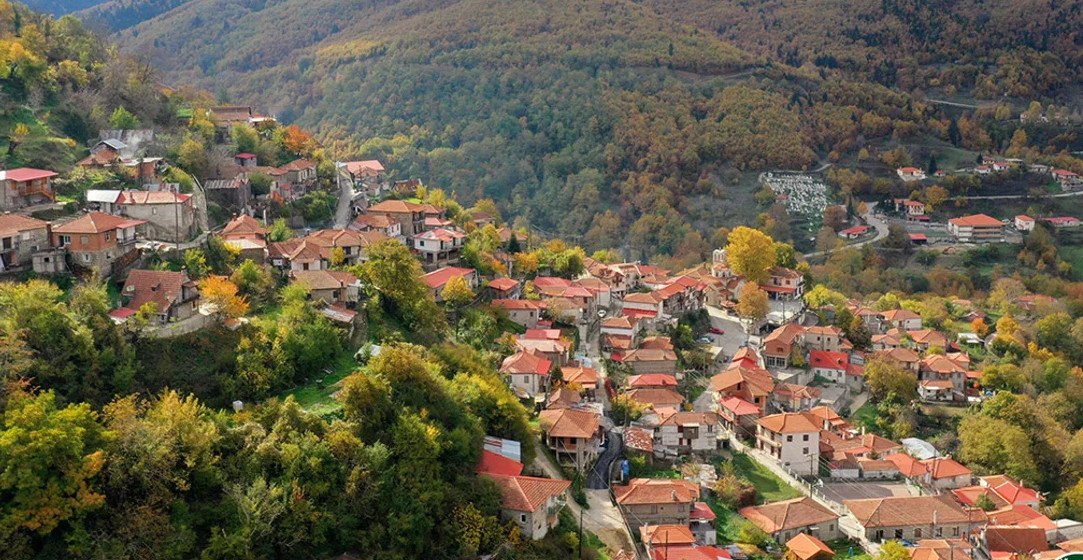 Φουρνά Ευρυτανίας: Το χωριό που σώθηκε από την ερήμωση έχει πλέον τον δικό του φούρνο - Μετά από 20 χρόνια!