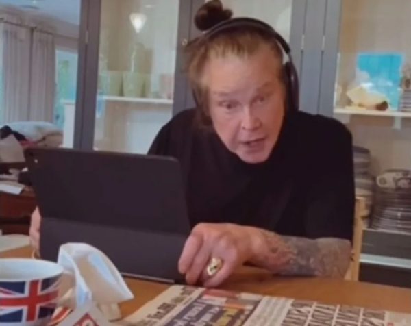 Όζι Όσμπορν: Η τελευταία εμφάνιση δύο μέρες πριν από τον θάνατό του - Έπαιρνε πρωινό με την οικογένειά του