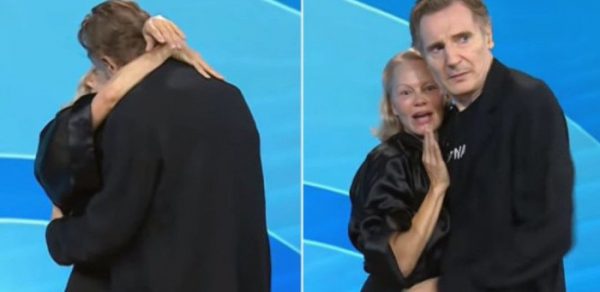 Πάμελα Άντερσον – Λίαμ Νίσον: Το φιλί on air που πυροδότησε εκ νέου τις φήμες για τη σχέση τους – Χαμός με το νέο hot ζευγάρι του Χόλιγουντ