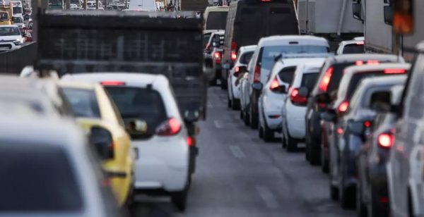 Απίστευτο περιστατικό στον δρόμο: Τσακώθηκε με άλλον οδηγό και εκείνος ψέκασε την 8χρονη κόρη του με σπρέι πιπεριού