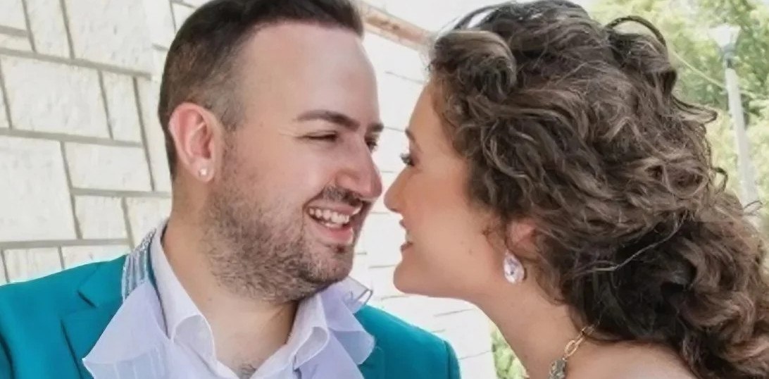 Μαυρίκιος Μαυρικίου - Ιλάειρα Ζήση: Βάφτιση υπερπαραγωγή για την κόρης τους Ιωάννα - Μελωδία στον Αγ. Κων/νο Φθιώτιδας