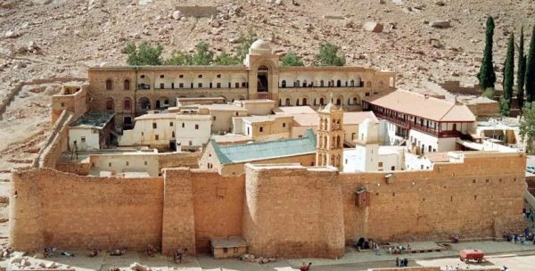 Μονή Σινά: Απόπειρα καθαίρεσης του Αρχιεπισκόπου Δαμιανού από μοναχούς