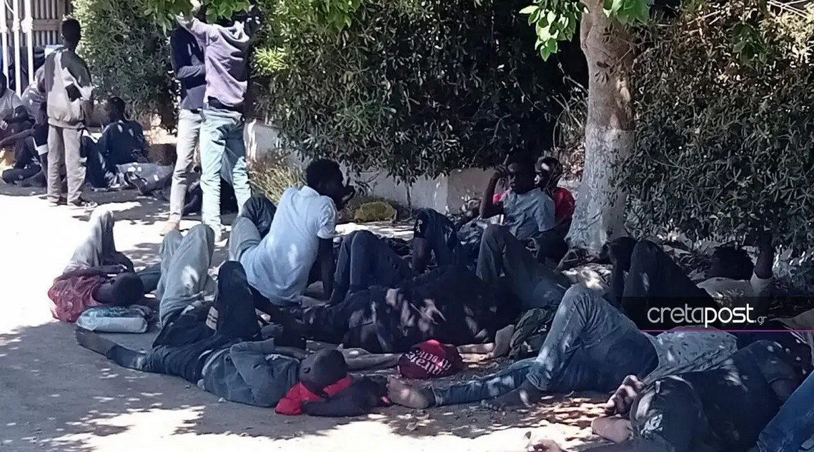 «Βουλιάζει» η Κρήτη από μετανάστες – Περιμένουν άλλους 500 μέχρι το τέλος της ημέρας