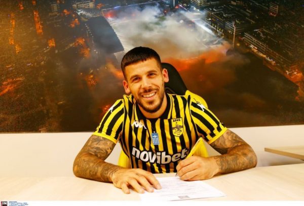 Άρης: Ανακοίνωσε τον πρώην ποδοσφαιριστή της Μπαρτσελόνα, Κάρλες Πέρεθ