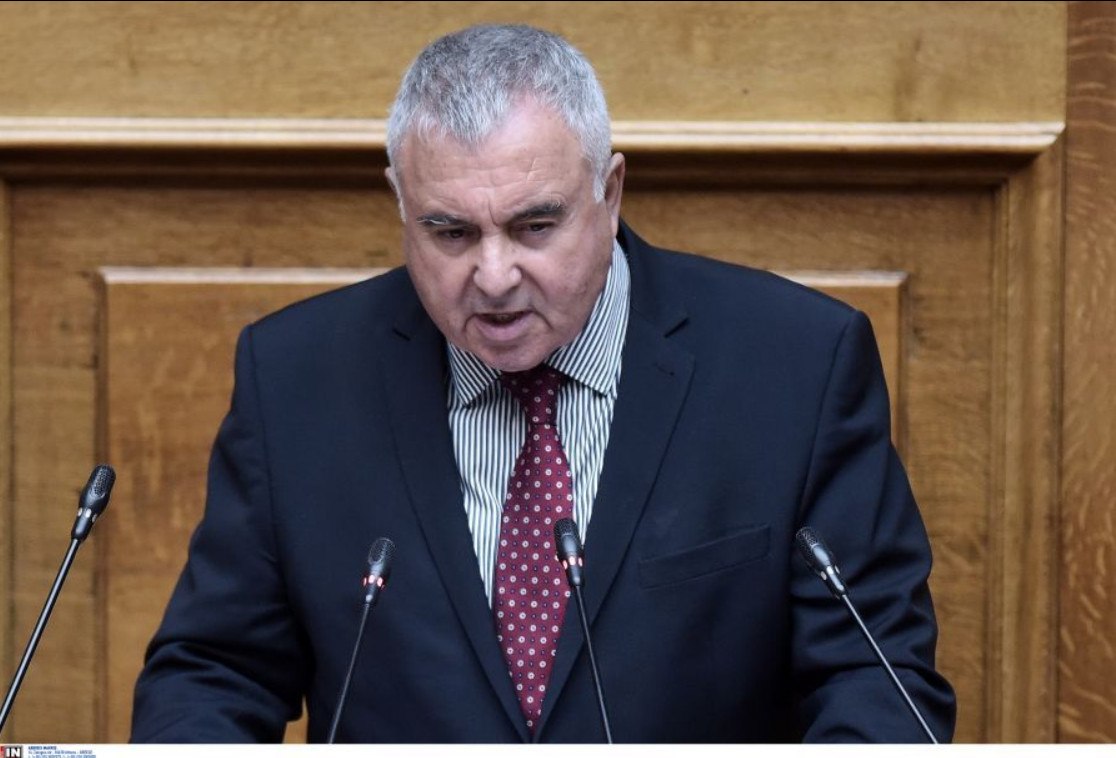 Κλείδωσαν βουλευτή του ΠΑΣΟΚ στο εργοτάξιο του Δικαστικού Μεγάρου στη Χίο - «Άνοιξε την πόρτα να βγω»