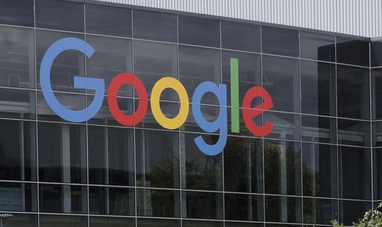 Η Google θα αποζημιώσει Αργεντινό επειδή τον φωτογράφισε γυμνό στην αυλή του σπιτιού του για τους χάρτες της