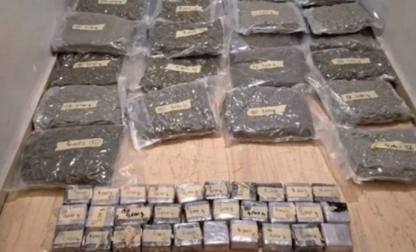 Ηγουμενίτσα: 52χρονος μετέφερε ναρκωτικά αξίας 2,7 εκατομμυρίων ευρώ κρυμμένα σε φορτηγό