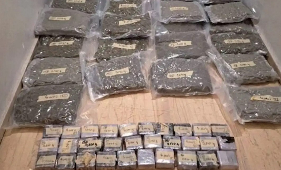 Ηγουμενίτσα: 52χρονος μετέφερε ναρκωτικά αξίας 2,7 εκατομμυρίων ευρώ κρυμμένα σε φορτηγό