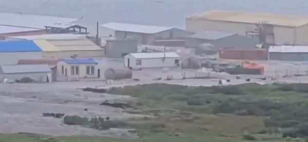 Σεισμός στη Ρωσία: Εξερράγη το ηφαίστειο Κλιουτσεφσκόι – Στις ακτές των ΗΠΑ το τσουνάμι μετά τη Χαβάη και την Ιαπωνία