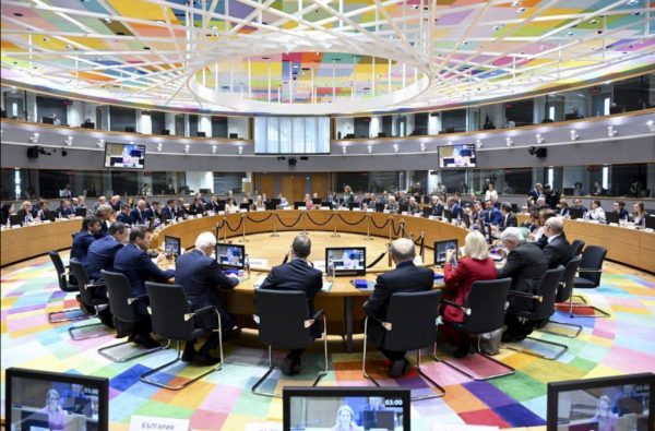 Δεκαοχτώ κράτη-μέλη της ΕΕ κατέθεσαν αίτημα ένταξης σε δάνεια του αμυντικού μέσου «SAFE»