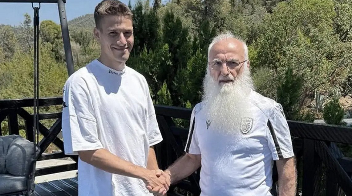 ΠΑΟΚ και Γιάννης Κωνσταντέλιας συνεχίζουν μαζί μέχρι το 2029: Η συνάντηση με τον Σαββίδη και το χρυσό συμβόλαιο