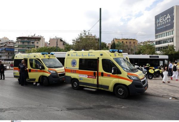 Τροχαίο στον Πειραιά: Λεωφορείο συγκρούστηκε με τραμ – Πληροφορίες για τραυματίες