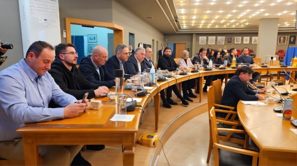 Οι παρατάξεις της μειοψηφίας του Δήμου Λαμιέων για το θέμα της Δομής Θερμοπυλών και τη χθεσινή συνεδρίαση