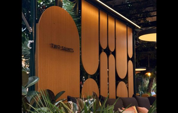 Two Saints: Βραδιά Campari Spritz Night - Η Ιταλική Κομψότητα σε Ένα Ποτήρι