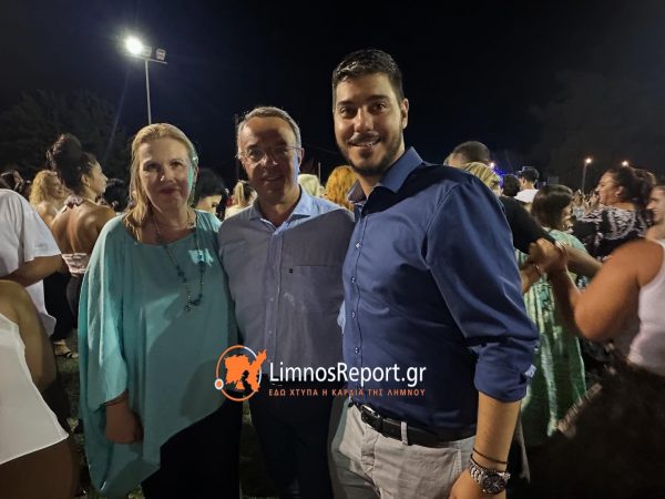 Ο Χρήστος Σταϊκούρας στην "Γιορτή κρασιού" στην Λήμνο