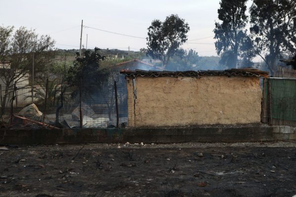 Φωτιά στην Κερατέα: 76 ετών ο άνδρας που έχασε τη ζωή του -Ζούσε μόνος, χωρίς ρεύμα και νερό