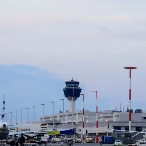 Τραγωδία στο αεροδρόμιο Ελευθέριος Βενιζέλος: Σκοτώθηκε 67χρονη ΑμεΑ