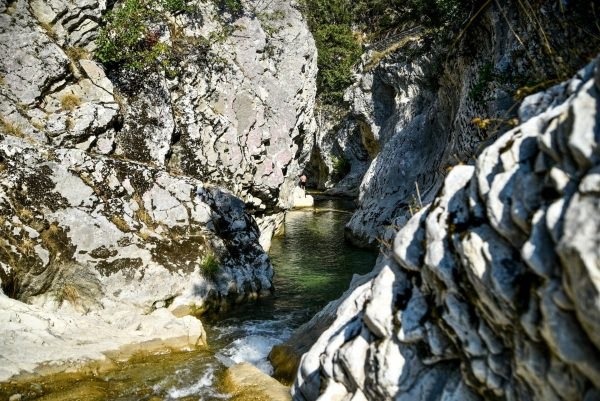 Τραυματίστηκε 16χρονη από κατολίσθηση στον Αχέροντα - Έκανε χειρουργείο