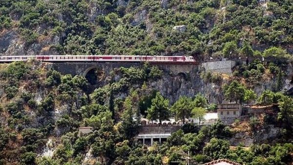 Λαμία: Κυκλοφοριακά μέτρα για τον εορτασμό της Παναγίας της Προυσιώτισσας Βαρδατών