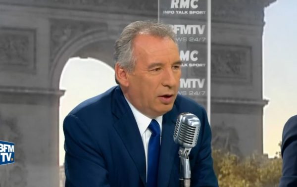 Γαλλία: Τα πιθανά σενάρια σε περίπτωση ήττας του Φρανσουά Μπαϊρού στην ψήφο εμπιστοσύνης