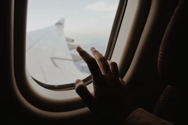 Αντιδράσεις για την αεροπορική εταιρεία που θα ζητά από τους υπέρβαρους επιβάτες να πληρώσουν για μια επιπλέον θέση