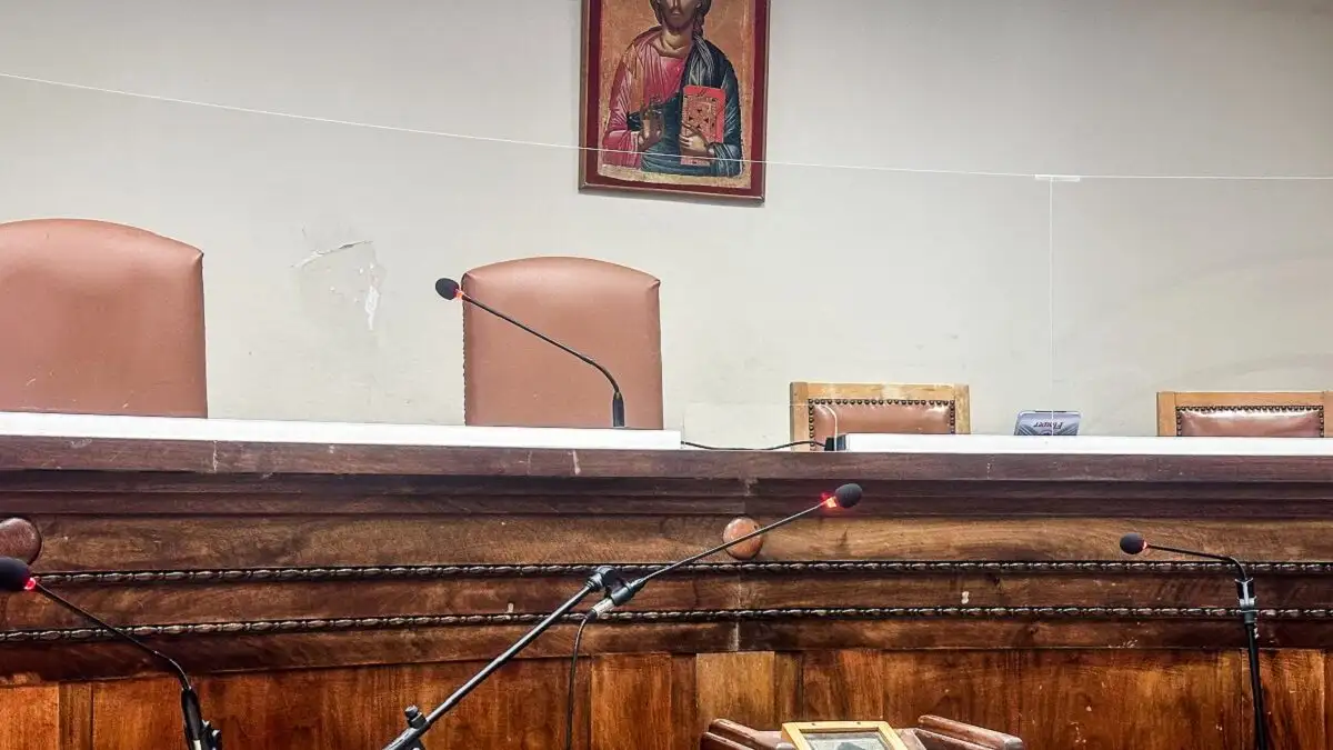 Χανιά: Ποινή 7 μηνών με τριετή αναστολή σε «influencers» για απόπειρα εκβίασης ιδιοκτήτη βίλας στον Αποκόρωνα