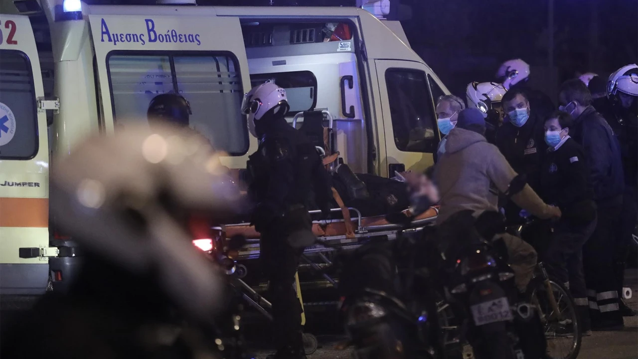 Νέο θανατηφόρο με μηχανή στην Εύβοια - Νεκρός 21χρονος, διασωληνωμένος ο 23χρονος φίλος του