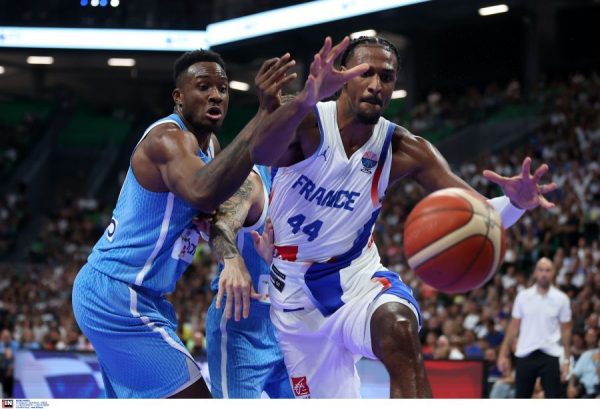 Ελλάδα-Γαλλία 77-92: «Προσγειώθηκε» σε συνθήκες Eurobasket