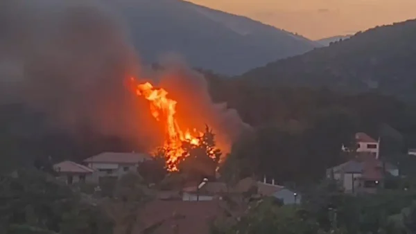 Φωτιά στην Ξάνθη στην περιοχή Τοξότες – Εικόνες από το πύρινο μέτωπο