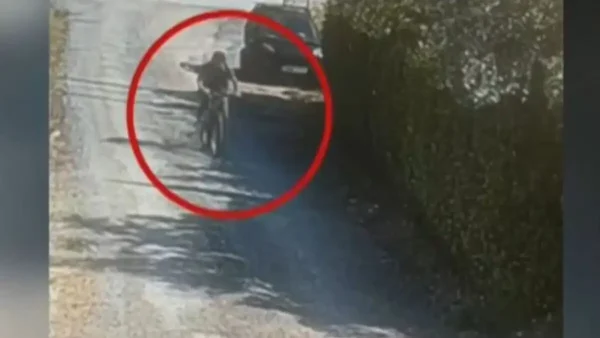 Κάντζα: Η στιγμή που 62χρονος απομακρύνεται από το σημείο της φωτιάς – Βίντεο ντοκουμέντο