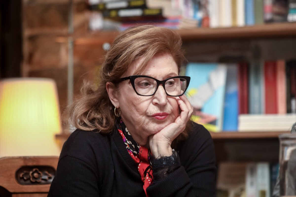 Στο αποτεφρωτήριο Ριτσώνας ο τελευταίος αποχαιρετισμός στην ηθοποιό Σοφία Σεϊρλή