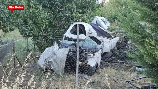 Καστοριά: «Ράγισαν» καρδιές στην κηδεία των δύο 16χρονων που έχασαν τη ζωή τους σε τροχαίο