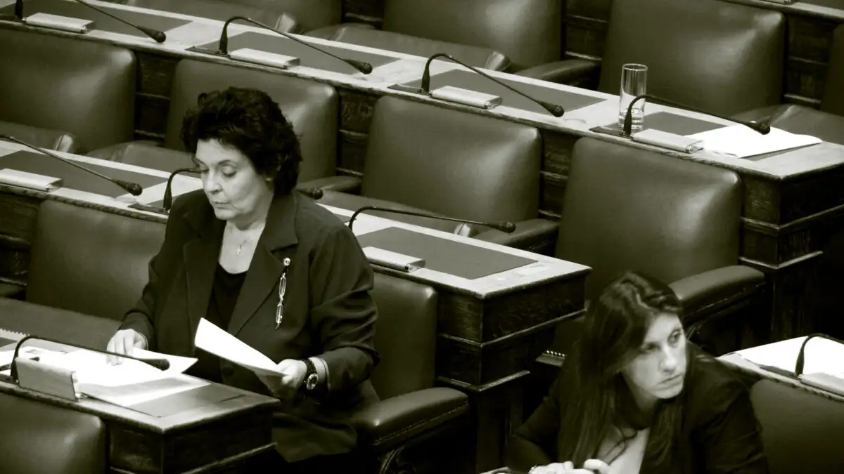 Στη Βουλή η μήνυση της Ζωής Κωνσταντοπούλου κατά της Λιάνας Κανέλλη: «Πολιτική δίωξη που θα πέσει στο κενό», λέει το ΚΚΕ