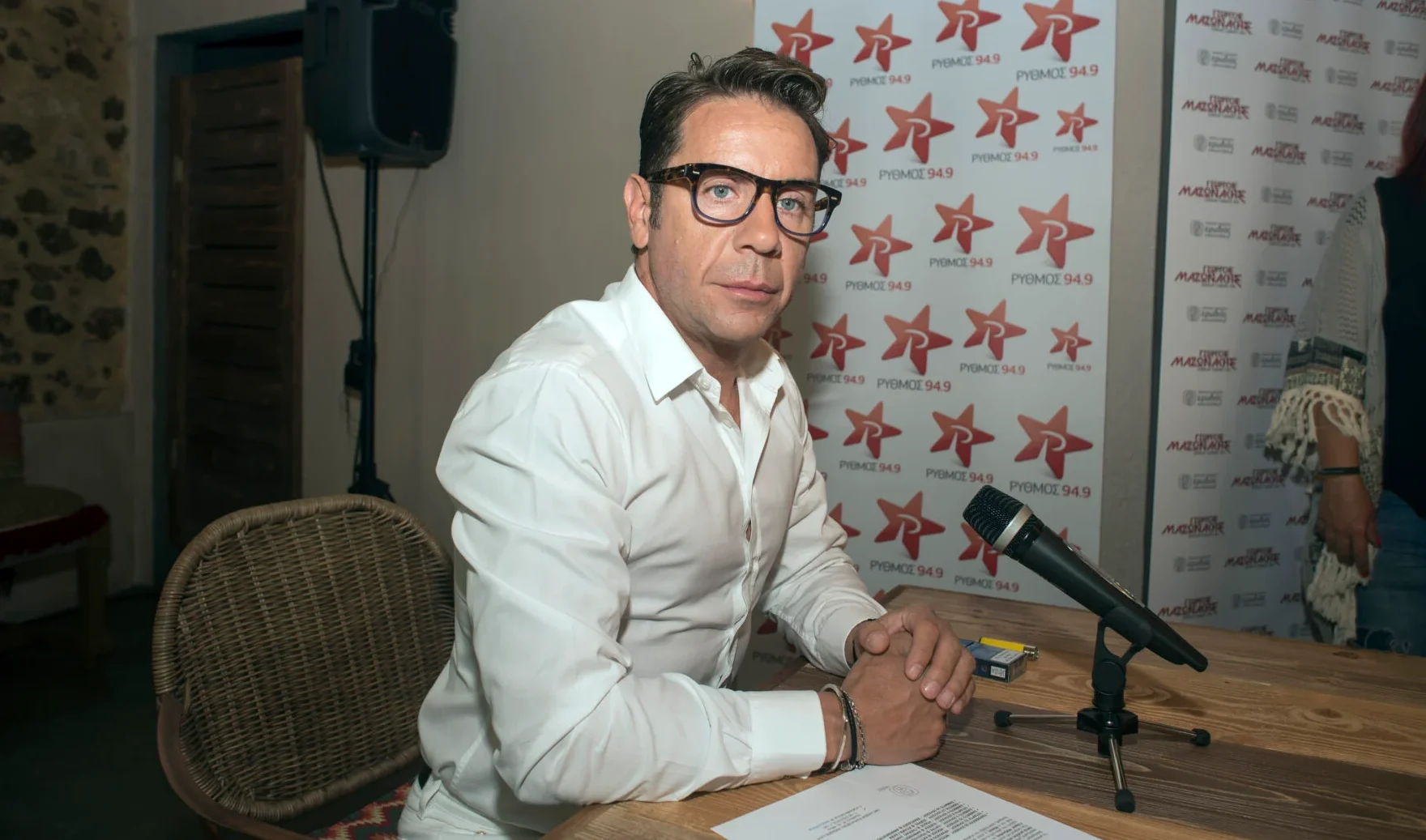 Γιώργος Μαζωνάκης: Ορισμένα μέλη της οικογένειάς του προσπαθούν να τον καταστρέψουν, υποστηρίζει ο κουμπάρος του