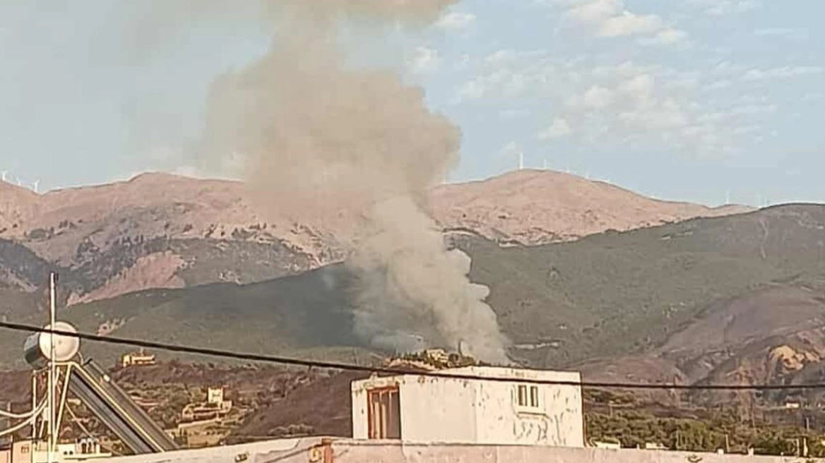 Αναζωπύρωση της φωτιάς στην περιοχή Μπάλας Αχαΐας - Μήνυμα 112 για εκκένωση, δείτε βίντεο