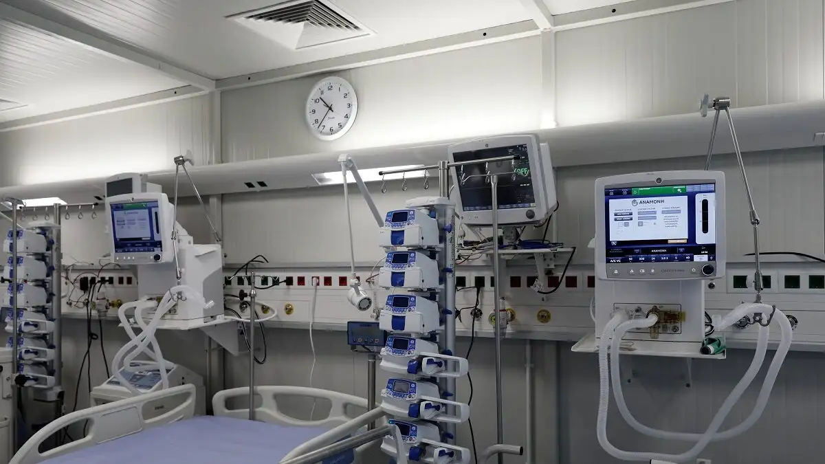 Πρωτοποριακή μεταμόσχευση με Ελληνίδα δότρια: Η καρδιά χτυπούσε για 8 ώρες κατά τη διάρκεια της μεταφοράς από την Αθήνα στο Τορίνο