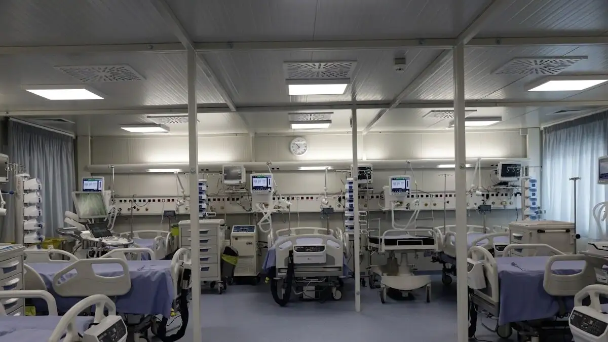 Τρίπολη: Βγήκε από τη ΜΕΘ ο 12χρονος που μαχαιρώθηκε από τον 13χρονο – Μάχη για να σωθεί η όρασή του