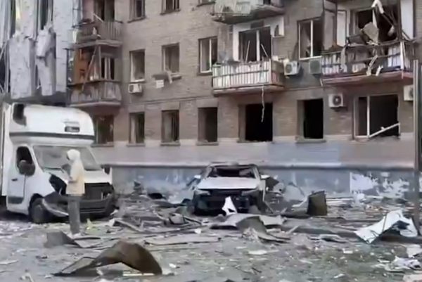 Ουκρανία: Σχεδόν 60.000 άνθρωποι χωρίς ηλεκτρικό ρεύμα στη Ζαπορίζια μετά από ρωσικές επιθέσεις - Δύο νεκροί στην Οδησσό