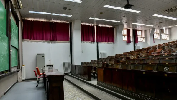 Μη κρατικά πανεπιστήμια: Έως 27.000 ευρώ τα δίδακτρα ανά χρόνο – Σύγκριση τιμών με σπουδές σε άλλες πόλεις της Ελλάδας