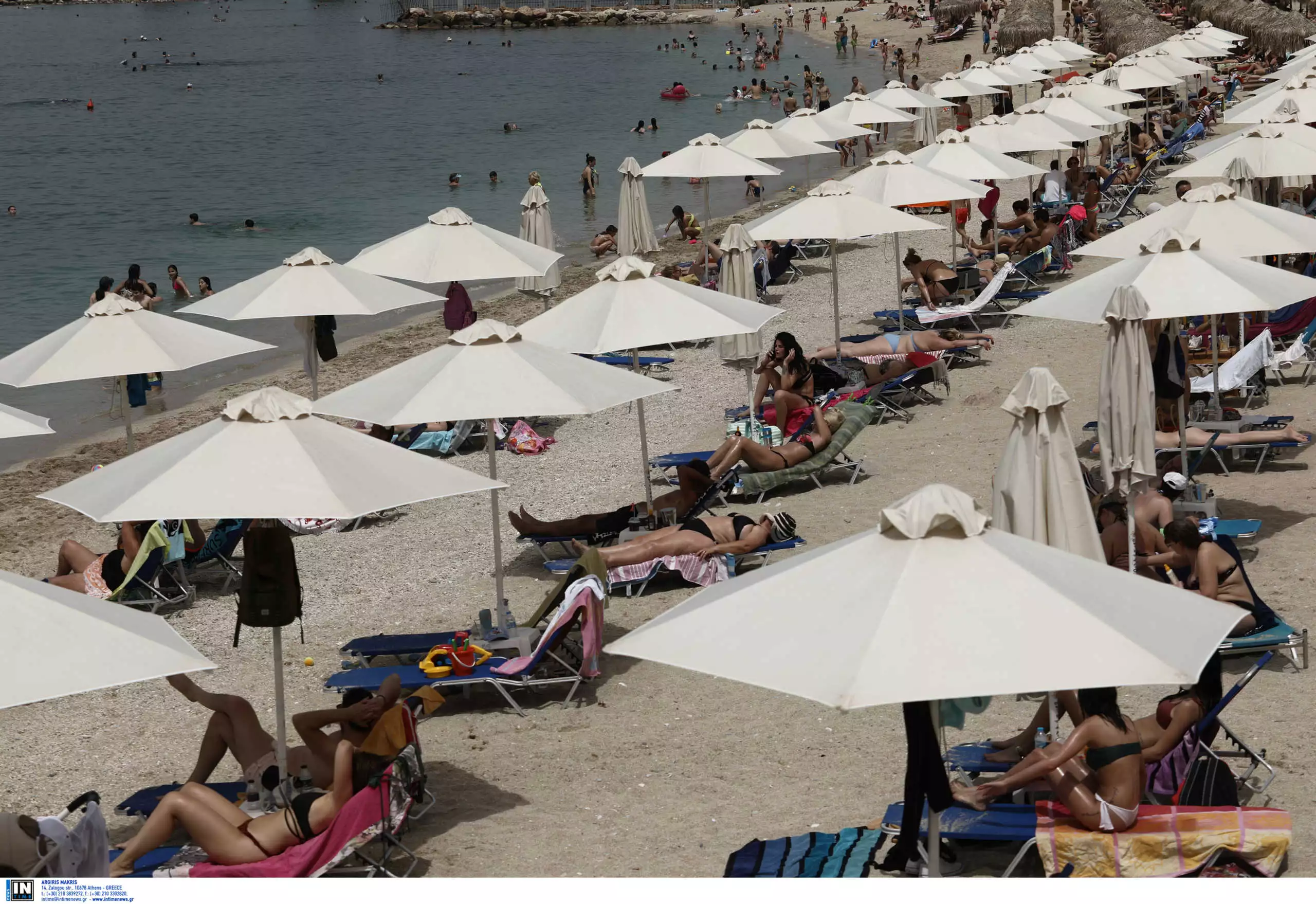 MyCoast: «Σύννεφο» οι καταγγελίες για καταλήψεις, ναυαγοσώστες και παρανομίες σε παραλίες - Οι πρωταθλητές της αυθαιρεσίας