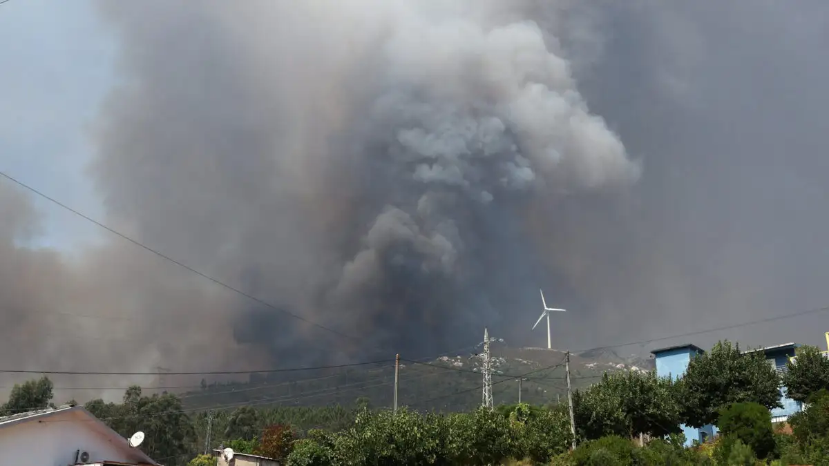 Ισπανία και Πορτογαλία: Συναγερμός για καύσωνα διαρκείας και πυρκαγιές