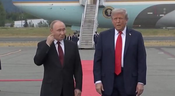 Τραμπ και Πούτιν σε αδιέξοδο: Ακυρώθηκε η συνάντηση κορυφής στη Βουδαπέστη – «Ακραίες οι απαιτήσεις της Ρωσίας»