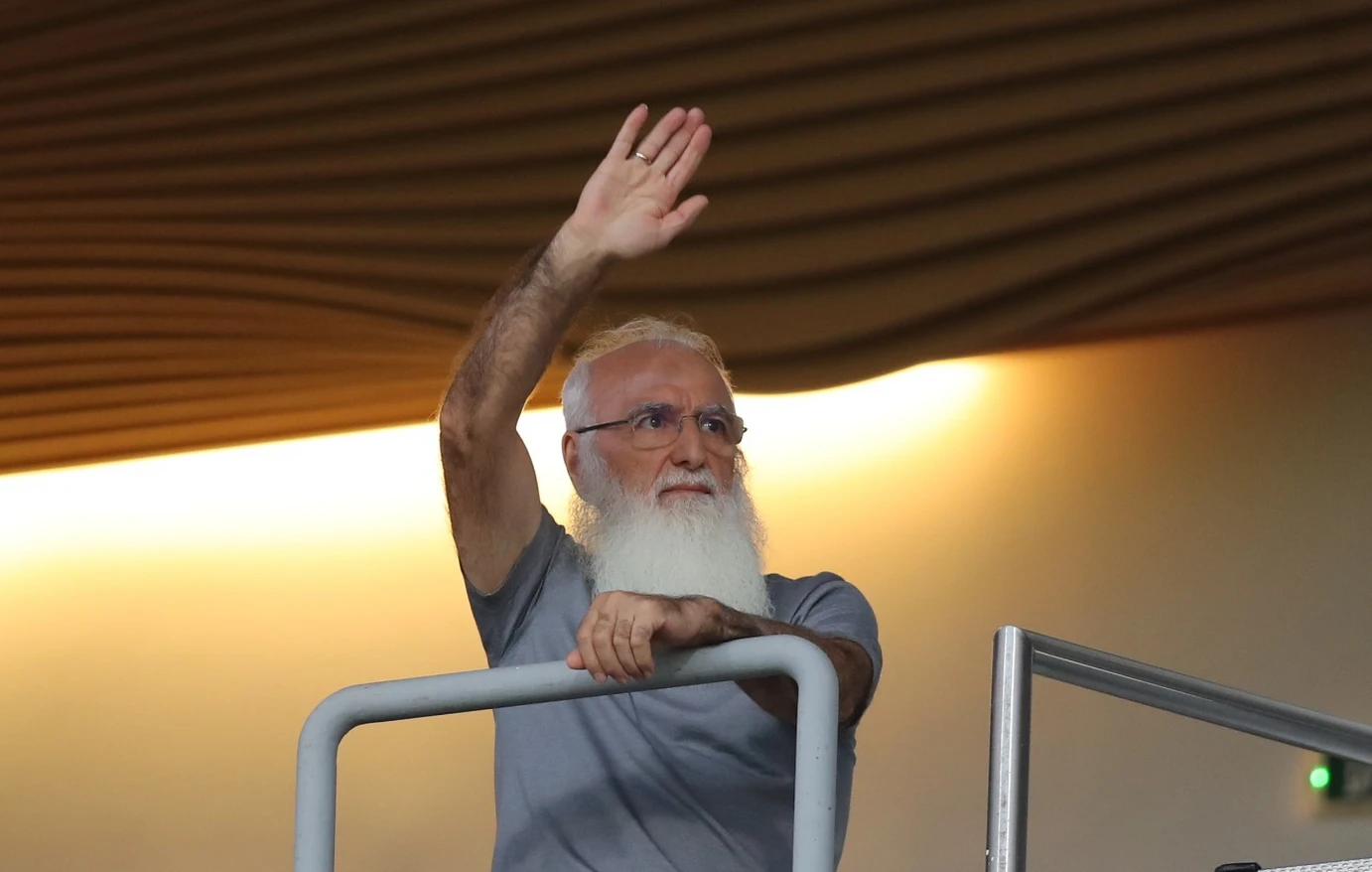 ΠΑΟΚ: Αποθέωση Σαββίδη στην επιστροφή στην Τούμπα έπειτα από 5,5 χρόνια