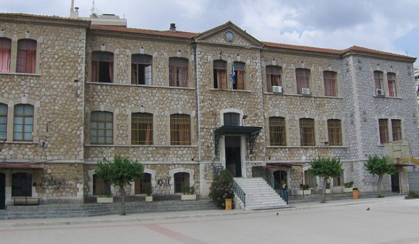 Λαμία: Τμηματική διακοπή της κυκλοφορίας λόγω εργασιών στο 6ο Γυμνάσιο