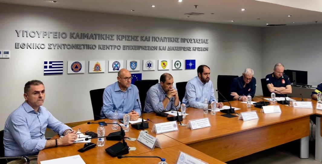 Ευρεία σύσκεψη υπό τον Γιάννη Κεφαλογιάννη ενόψει των θυελλωδών ανέμων - Σε αυξημένη ετοιμότητα ο κρατικός μηχανισμός