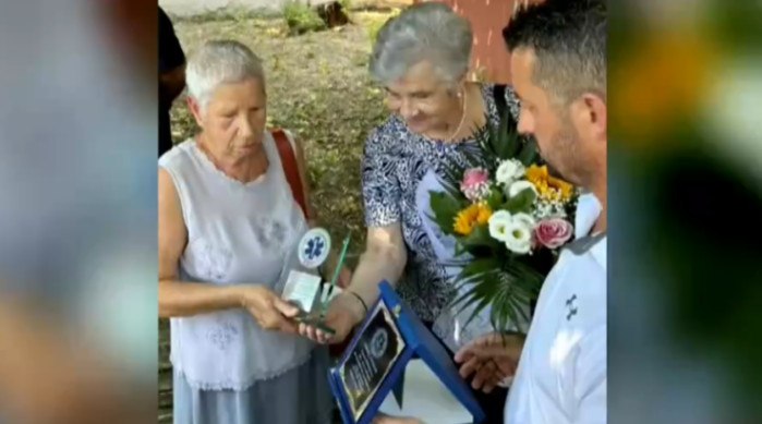 Συνταξιούχος έκανε δωρεά ένα υπερσύγχρονο ασθενοφόρο στο ΕΚΑΒ Πιερίας