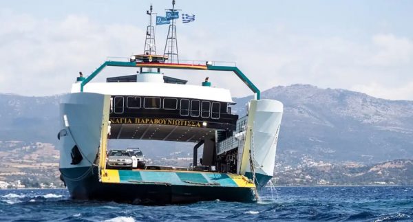 Νέα Στύρα: Ελεύθερος με περιοριστικούς όρους ο καπετάνιος του φέρι μποτ που προσάραξε σε ξέρα