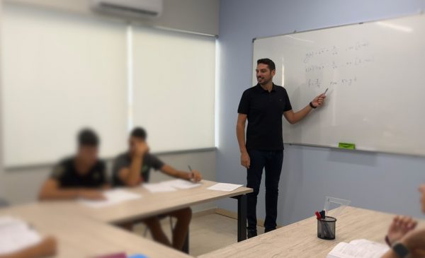 «Μάθεmatics»: Στο νέο φροντιστήριο της Λαμίας, τα Μαθηματικά γίνονται τρόπος σκέψης!