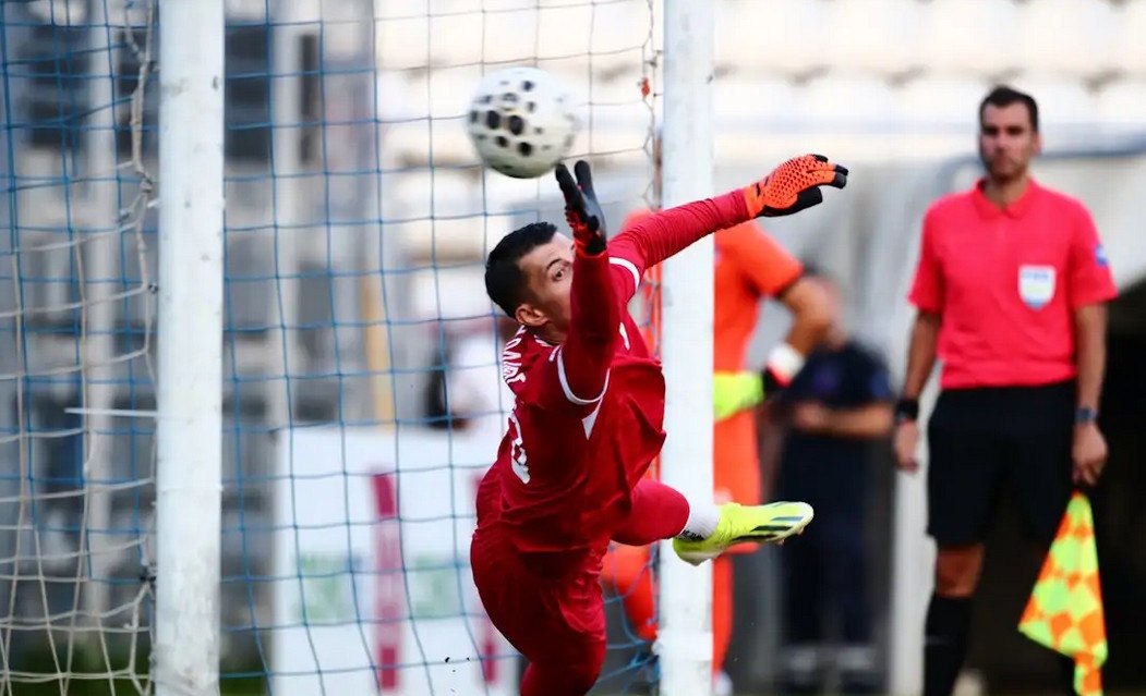 Κύπελλο Ελλάδας: Ανατροπή και πρόκριση για ΑΕΛ στην Καλαμάτα – «Τεσσάρα» ο Βόλος στους Ζωσιμάδες